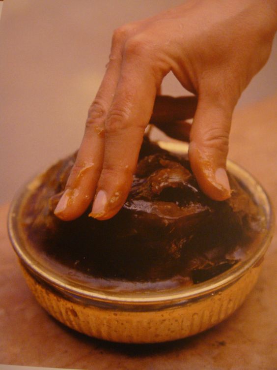 Moroccan Black Soap Nila — Traditional Hammam Beauty Ritual